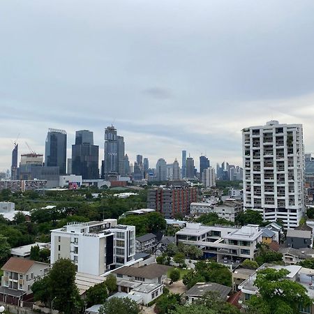Nantiruj Tower - นันทิรุจ ทาวเวอร์ เซอร์วิสอพาร์ทเม้นท์ สุขุมวิท ซอย 8 Apartment Bangkok Exterior photo