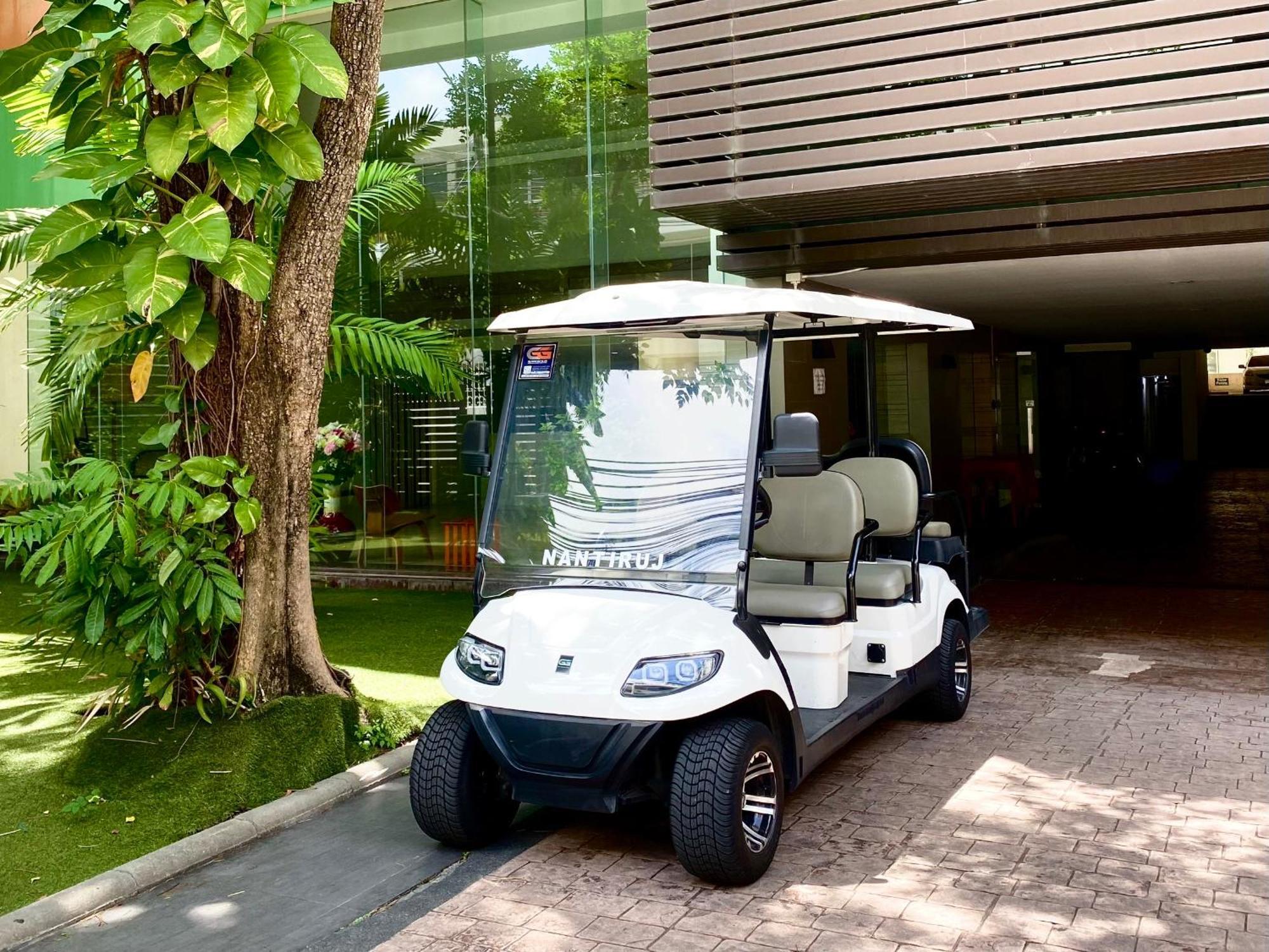 Nantiruj Tower - นันทิรุจ ทาวเวอร์ เซอร์วิสอพาร์ทเม้นท์ สุขุมวิท ซอย 8 Apartment Bangkok Exterior photo